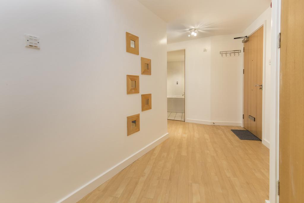 Raleigh Square - 2Br Ground-Floor Apartment In 노팅엄 외부 사진